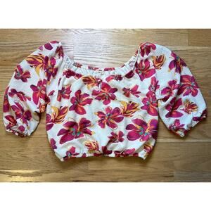 New with Tags Finnley Floral 3/4 Sleeve Crop Top